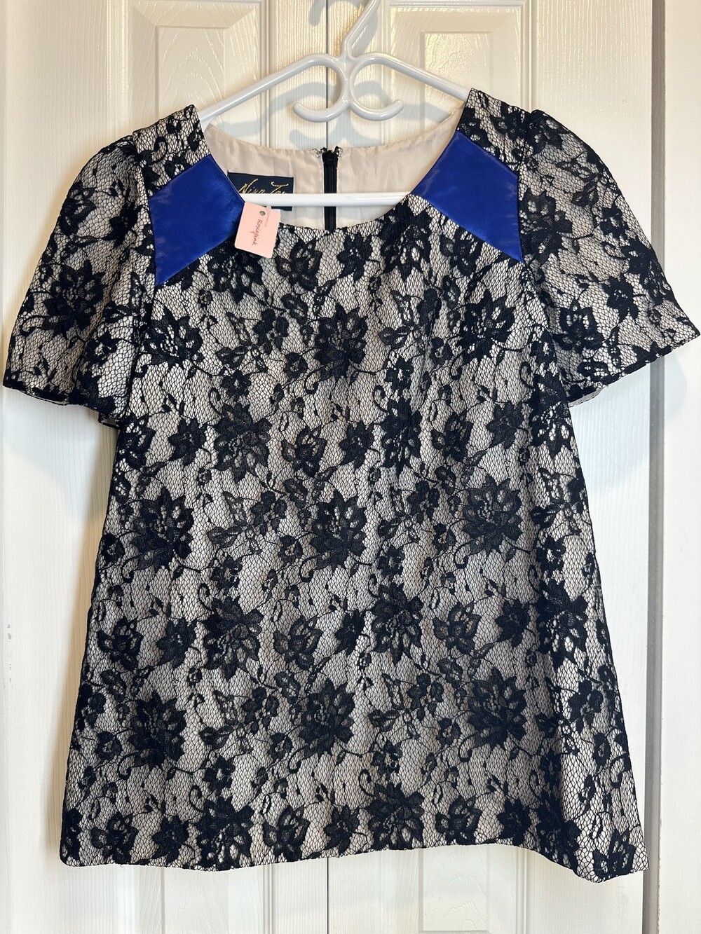 Nina Tax Vintage Black Lace Blouse with Cobalt Blue Accents size 2